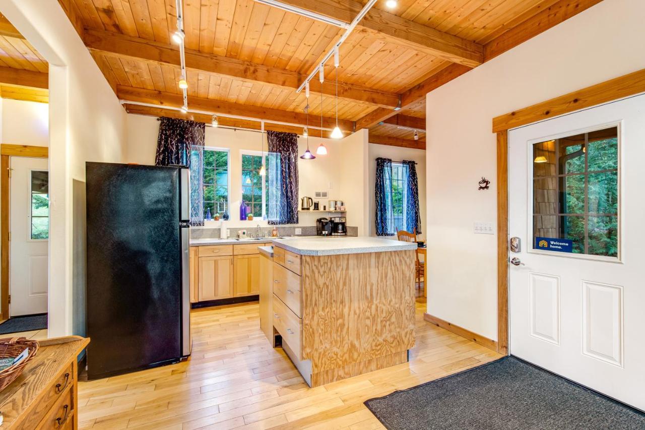 Camano Writer'S Cottage 외부 사진